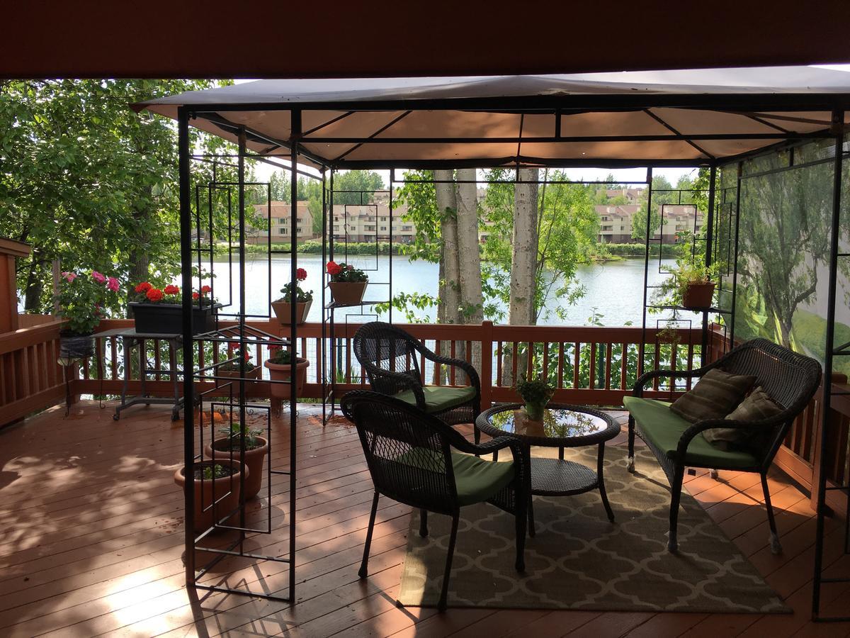 Reflection Lake Bed And Breakfast Anchorage Bagian luar foto