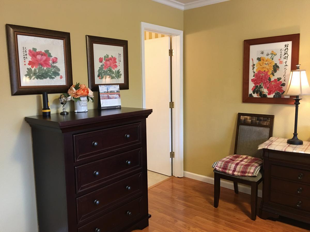 Reflection Lake Bed And Breakfast Anchorage Bagian luar foto